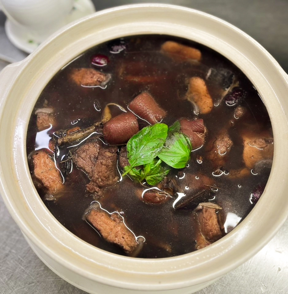 三味羊奶頭煲湯